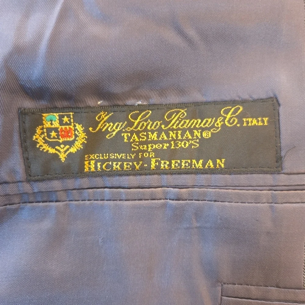 Hickey Freeman x Loro Piana Union Made USA Gray Pin Striped Blazer 42R